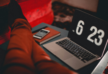 在选择云服务提供商时，如何权衡华为云与腾讯云的性能、功能和成本效益？-鱼云