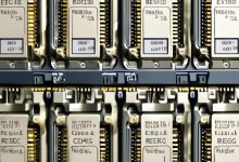 服务器内存中的REG和ECC有何区别？-鱼云