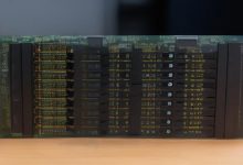 如何正确插入服务器内存?-鱼云